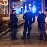Polizisten stehen nach dem Terroranschlag von Solingen in der Innenstadt (Archivfoto). Am Donnerstag war die Tat noch einmal Thema im Innenausschuss des Landtags