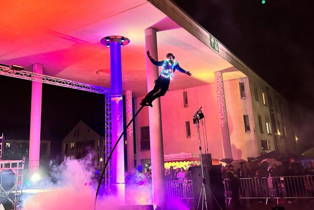 Aufführung beim Lichtermarkt 2023 in Bergkamen.