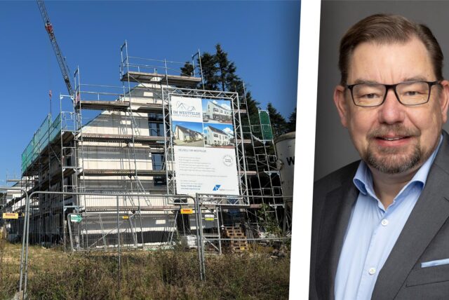 Die Beta Eigenheim aus Bergkamen ist für die wohnbauliche Entwicklung des Projekts „Im Westfelde“ verantwortlich. Hier ein Haus, das aktuell im Bau ist. Beta-Geschäftsführer Dirk Salewski verrät den aktuellen Stand des Wohnbauprojekts.