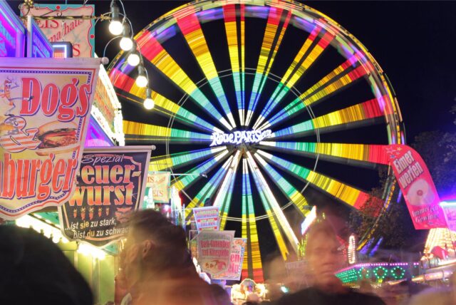 Leuchtendes Riesenrad