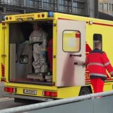 Zwei Menschen wurden ins Krankenhaus gebracht.