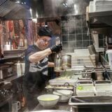 Im Ergeschoss des Ramen-Restaurants Takumi befindet sich die Küche.