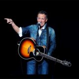 Bruce Springsteen tritt beim 12. «Stand Up For Heroes»- Benefizkonzert im Hulu Theater am Madison Square Garden auf.