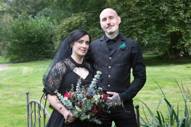 Nora Itzek-Nolsen und David Nolsen haben auf dem Hof Schulte-Rauxel standesamtlich geheiratet.