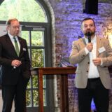 Bürgermeister Dimitrios Axourgos (r.), hier mit Philipp Halbach (r,) und IHK-Hauptgeschäftsführer Stefan Schreiber.