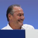 Schrieb Schalker Vereinsgeschichte: Jahrhunderttrainer Huub Stevens.