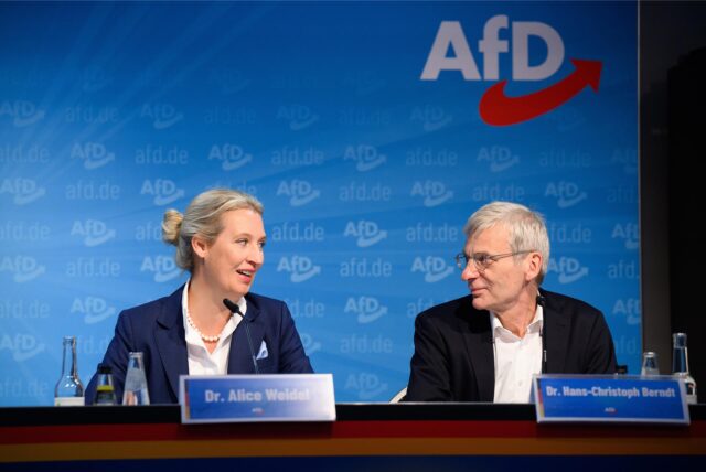 Alice Weidel, Bundesvorsitzende der AfD, und Hans-Christoph Berndt, Spitzenkandidat und stellvertretender Vorsitzender der AfD Brandenburg.