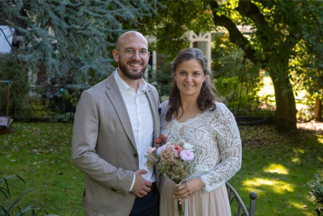 Esra (geborene Eroglu) und David Schömig haben auf dem Hof Schulte-Rauxel geheiratet.
