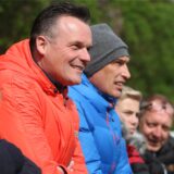 Emil Schwick steht an der Seitenlinie des FC Nordkirchen.