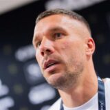 Lukas Podolski ist in Köln eine Legende. Auch nach seiner aktiven Karriere will er den Verein unterstützen.