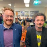 Glückwunsch: Maximilian Ziel (l.) ist der Bürgermeister-Kandidat der Grünen. Auch Wahlleiter und Grünen-Geschäftsführer Michael Rotthowe gratulierte.