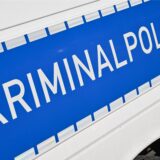 Ein Fahrzeug der Kriminalpolizei.