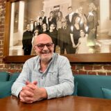Salvatore Di Dino kocht seit über 30 Jahren im Restaurant Mama Mia in Dortmund. Er ist seit jeher der Chef in der Küche.