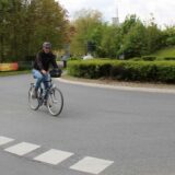 Radfahrer leben am Kreisverkehr in Bork gefährlich. Das soll sich schon seit längerem durch Zebrastreifen ändern.