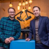 Felix Guth und Bastian Pietsch im Podcast-Studio