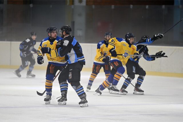 ESV Grizzlys Bergkamen – Bergisch Raptors