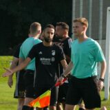 Ein Spieler schaut fragend.