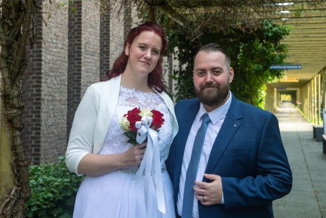 Vanessa (geborene Jegodowski) und Chris Malethan haben sich auf dem Castrop-Rauxeler Standesamt das Ja-Wort gegeben.