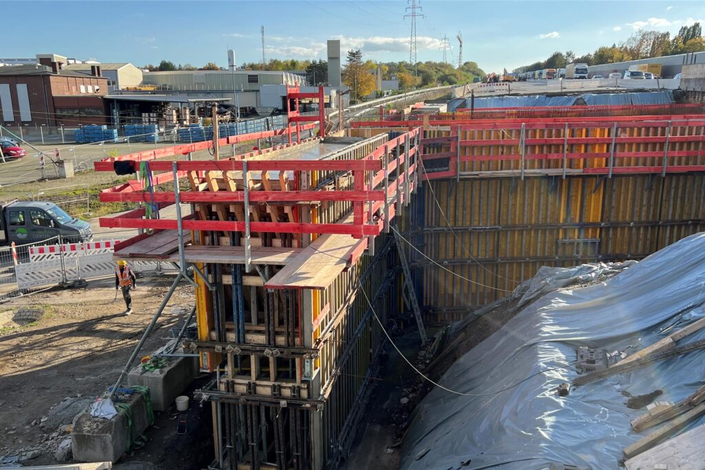 Ein Blick über die Brückenbaustelle an der Hansastraße in Unna am 23. Oktober 2024. Ein Blick über die Brückenbaustelle an der Hansastraße in Unna am 23. Oktober 2024.