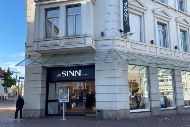 Das Ladenlokal vom Hagener Modeunternehmen Sinn befindet sich in Unna an der Bahnhofstraße.