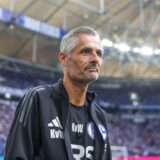 26.10.2024, Fussball, Saison 2024/2025, 2. Bundesliga, 10. Spieltag, FC Schalke 04 – Greuther Fürth, Cheftrainer Kees van Wonderen (FC Schalke 04)