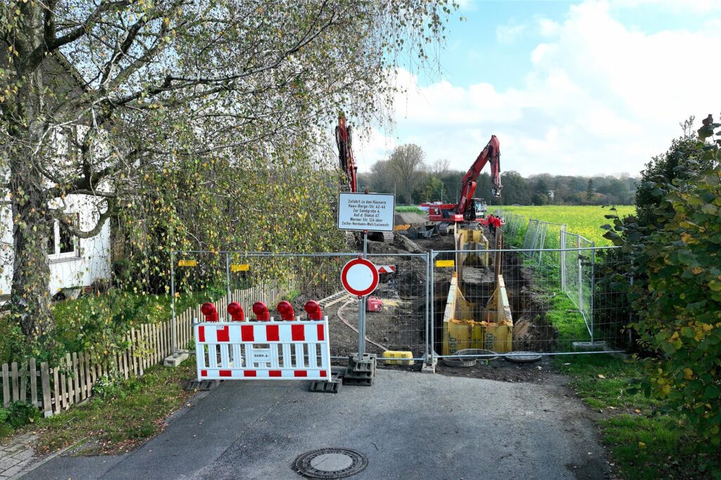 Bauzaun vor Baustelle