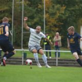 Ufuk Ekincier vom FC Nordkirchen behauptet den Ball.