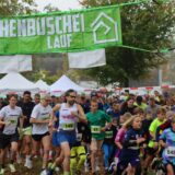 Über 200 Läuferinnen und Läufer haben am Wochenende am fünften Hohenbuschei-Lauf in Dortmund-Brackel teilgenommen.