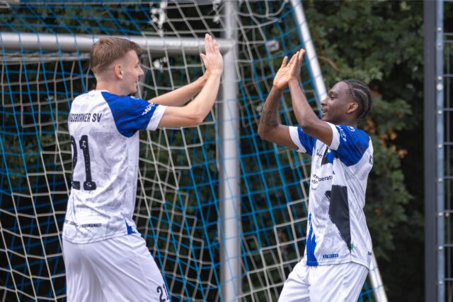 Leo Mayka (r.) ist der Vorlagengeber Nummer eins beim Königsborner SV.