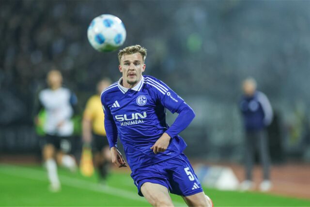 Derry John Murkin gehörte zu den besseren Schalker Spielern in Ulm.