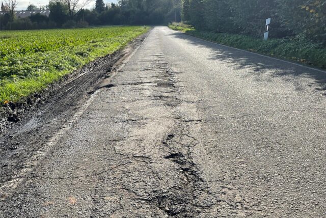 Eine Straße in Unna ist beschädigt