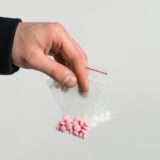 Die Bundespolizei hat bei einem 22-Jährigen am Dortmunder Hauptbahnhof 51 Gramm Amphetamine gefunden. (Symbolbild)
