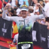 Nach weniger als zehn Stunden kam der Schwerter Vincent Bartscher bei der Iron-Man-WM auf Hawaii 2024 im Ziel an.