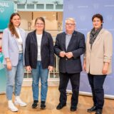 Pia Horenkamp (Geschäftsführerin Special Olympics NRW), Sophie Rensmann (stellv. Athletensprecherin), Bürgermeister Norbert Schilff und Henrike Struck (Präsidentin Special Olympics NRW)