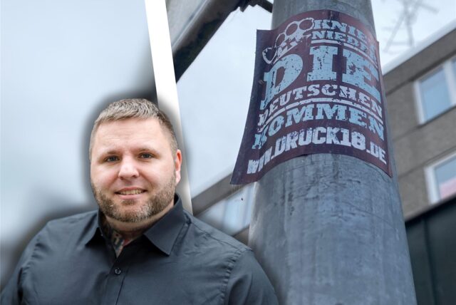 „Kniet nieder – Die Deutschen kommen“ steht auf diesem Aufkleber von Druck18 am Vorplatz des Hauptbahnhofs.