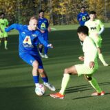 Philip Denninghoff (l.) brach den Bann und erzielte das 1:0 für den Kamener SC vor der Pause.