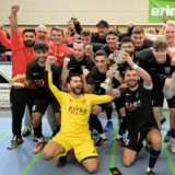 Fußballspieler des Lüner SV jubeln bei der HSM Lünen.