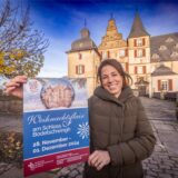 Mireta Freifrau zu Knyphausen freut sich auf viele Besucherinnen und Besucher zur Weihnachtsflair an Schloss Bodelschwingh.