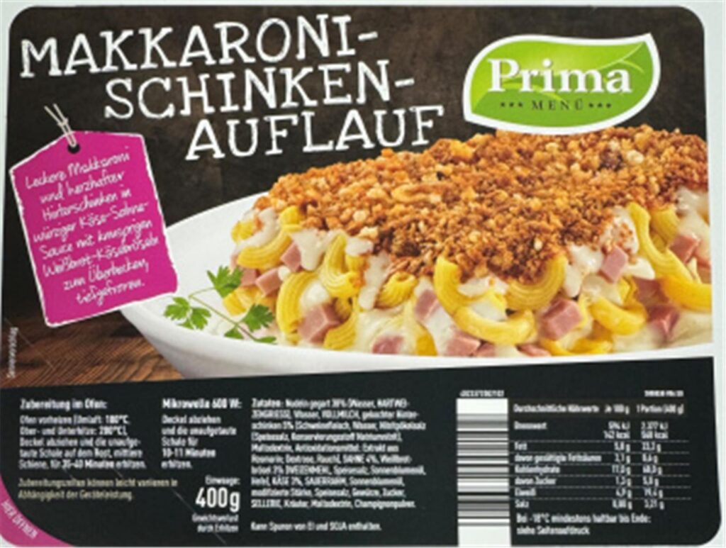 Eine Verpackung des Makkaroni-Schinken-Auflaufs der Marke Prima Menü, der von einer Rückrufaktion betroffen ist.