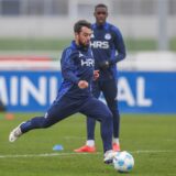 Amin Younes trainierte am Montag in der Halle.