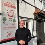 Alexander Mowwe steht vor der alten Mühle in Dortmund-Kurl.