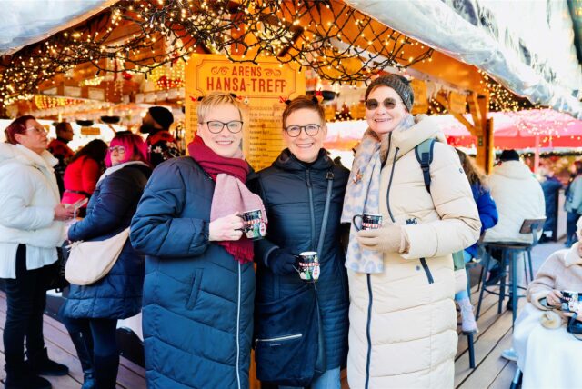 Der Dortmunder Weihnachtsmarkt war am verkaufsoffenen Sonntag (1.12.) in der City Anziehungspunkt für besonders viele Besucher.