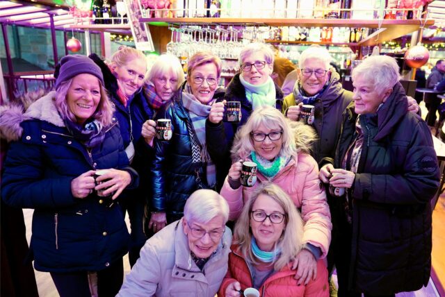 Die schönsten Fotos vom Weihnachtsmarkt am Montagabend (2.12).