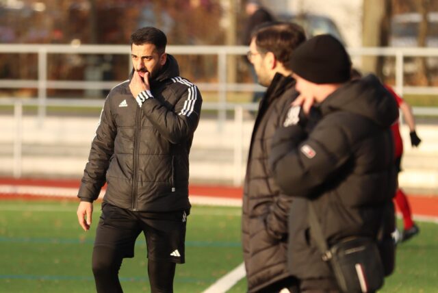 Sedat Sener überraschte am Sonntag gegen Wethmar mit einem taktischen Zug. Er ließ seine Startelf durchspielen.