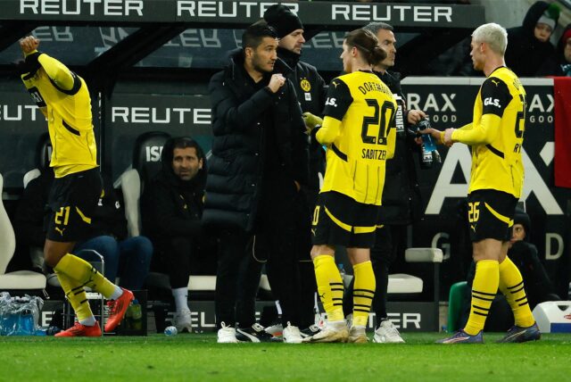 Nuri Sahin im Gespräch mit Marcel Sabitzer.