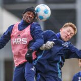 03.12.2024, Fussball, Saison 2024/2025, 2. Bundesliga, Training FC Schalke 04, v. l. Christopher Antwi-Adjei (FC Schalke 04), Ron-Thorben Hoffmann (FC Schalke 04)
