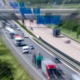 Blick auf die A14 am Schkeuditzer Kreuz bei Leipzig.
