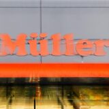 Für einen bei Müller verkauften Arzneitee gilt aktuell eine Rückrufaktion.