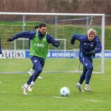 Marcin Kaminski (l.) entwischt hier Peter Remmert.