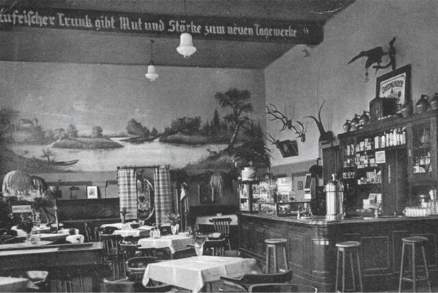 Der Schankraum im Wartesaal am alten Bahnhof in Bork im Jahr 1939.
